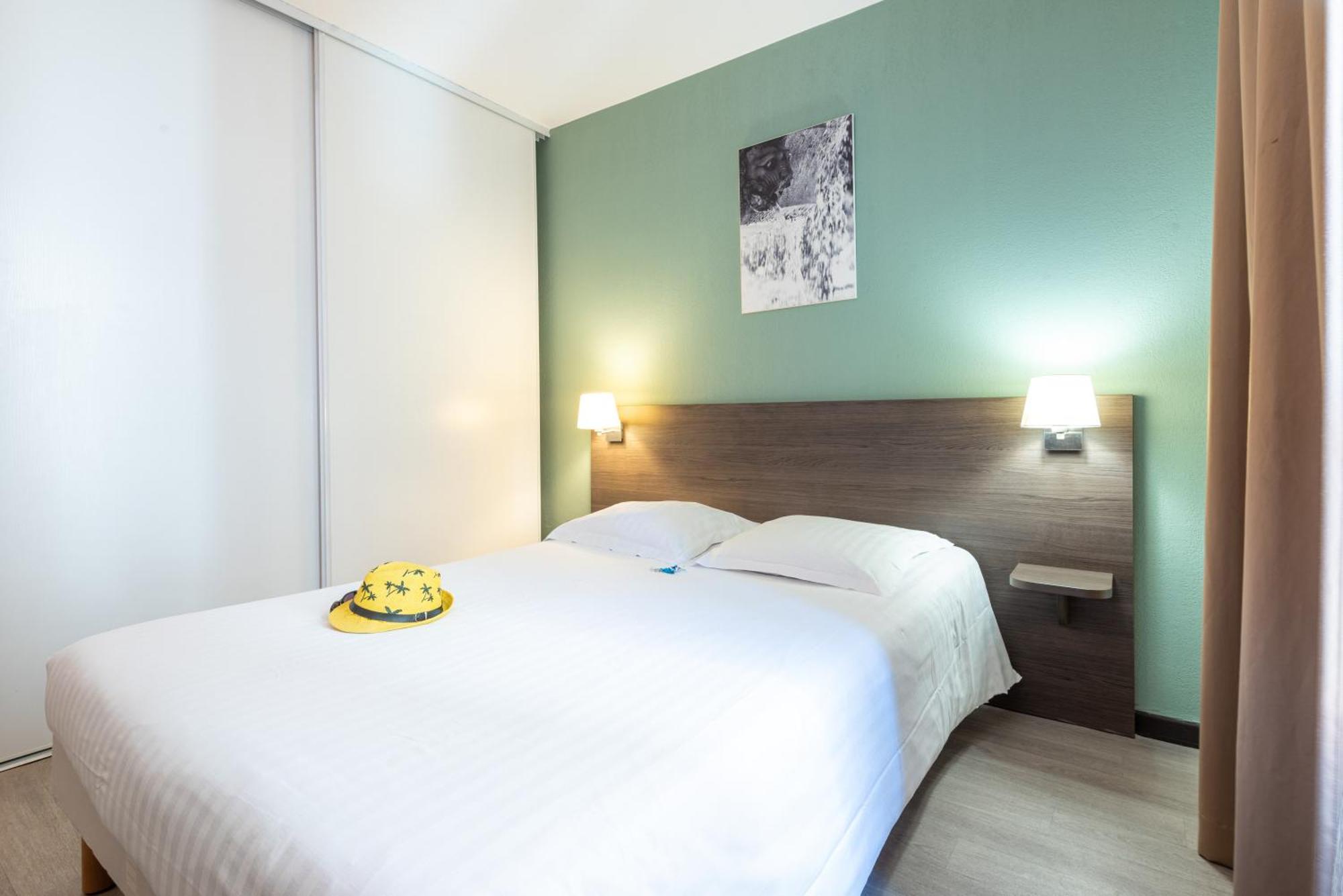 Comfort Aparthotel Nimes Centre Exterior foto